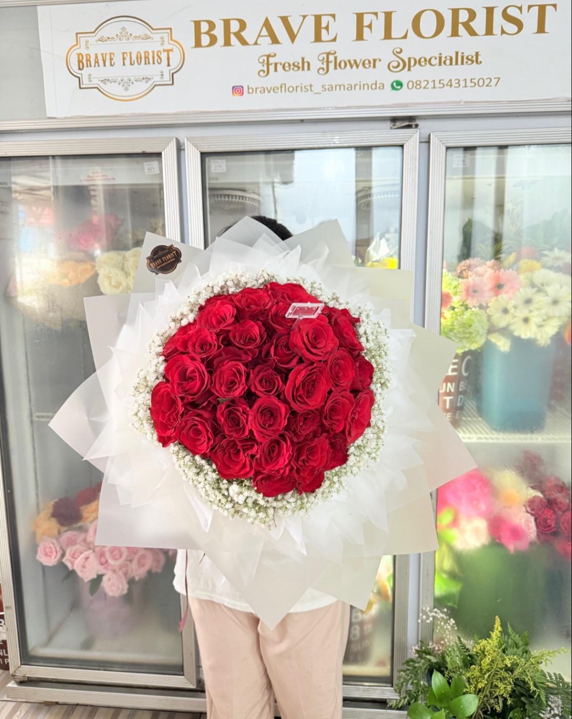 Glazing Star Roses Bouquet